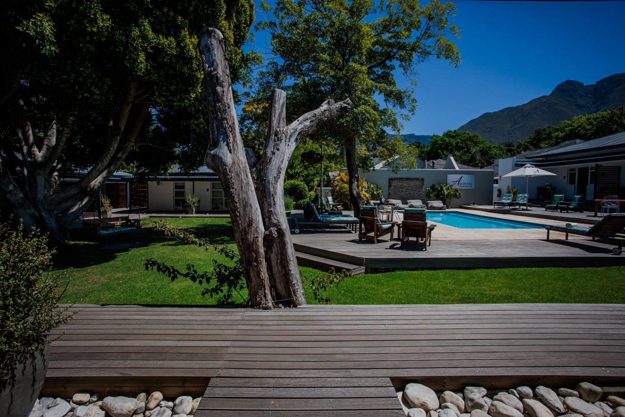 Aan De Eike Guest House Свеллендам Экстерьер фото